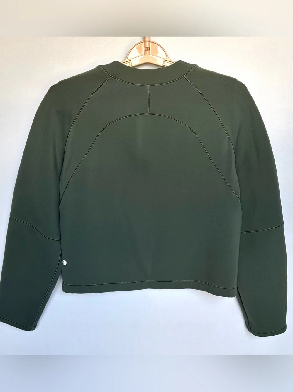 Lululemon AirWrap Modal Crew Green Twill Crew Neck Sweatshirt Size 2 EUC